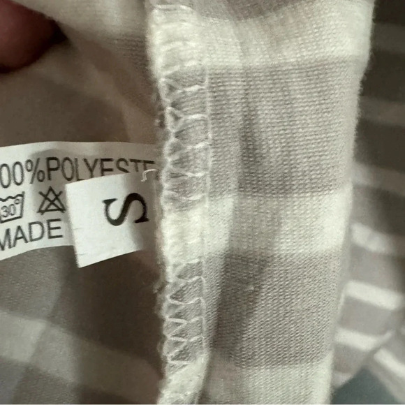 NWT SOUTHERN STITCH Gray Tunic Dreamcatcher Top / Sleeves Stripe Body Size Small - Picture 6 of 6